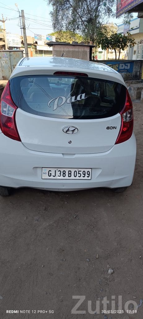 2017 Hyundai Eon Era Plus Petrol Car - કાર - વિરમગામ - Image 3