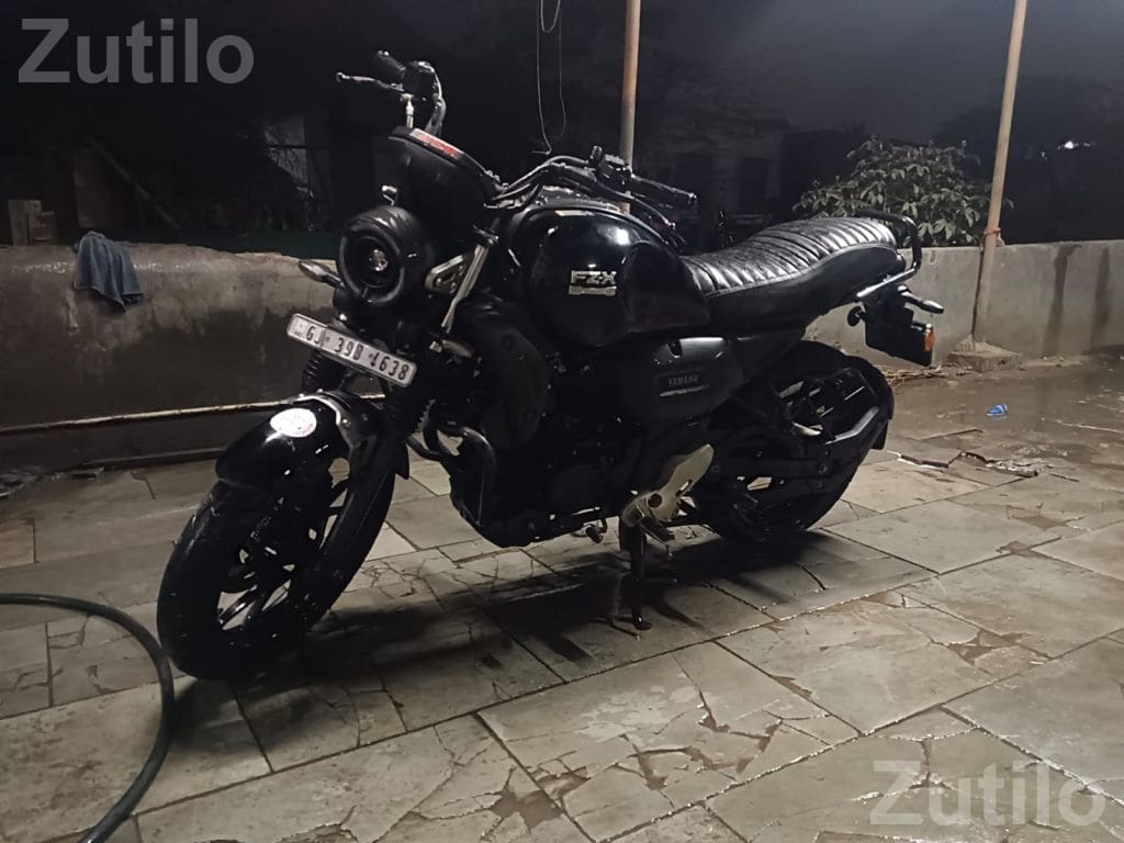 2024 Yamaha FZ-X Motorcycle - Bikes - Sanand - Image 3