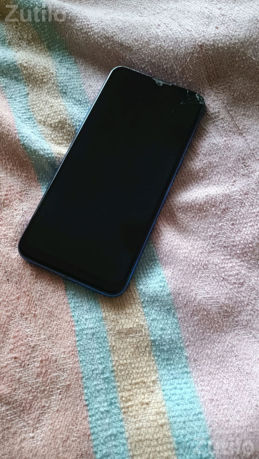 Used Blue Smartphone Working Condition - Mobile Phones - Bavla - Image 3