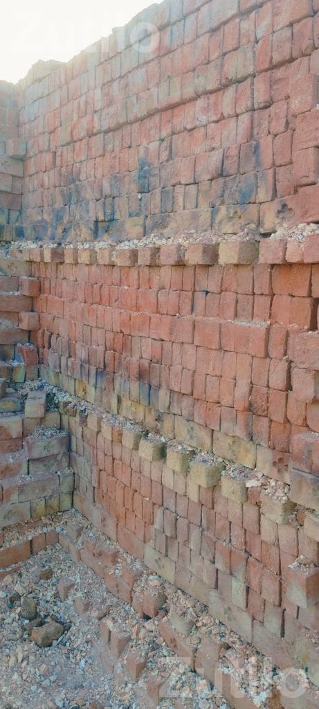 Construction Bricks for Building Use - Tools & Hardware - Dholka - Image 3