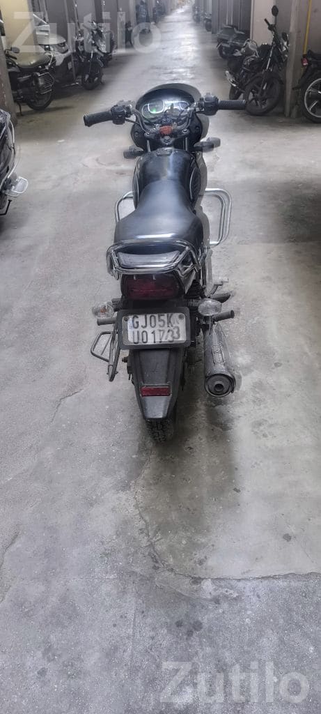 TVS Radeon 2021 Second Owner Bike - Bikes - Surat City - Image 2