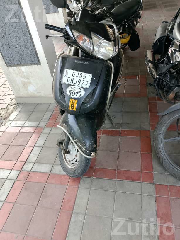 Honda Activa 2010 Scooter - Bikes - Surat City - Image 2