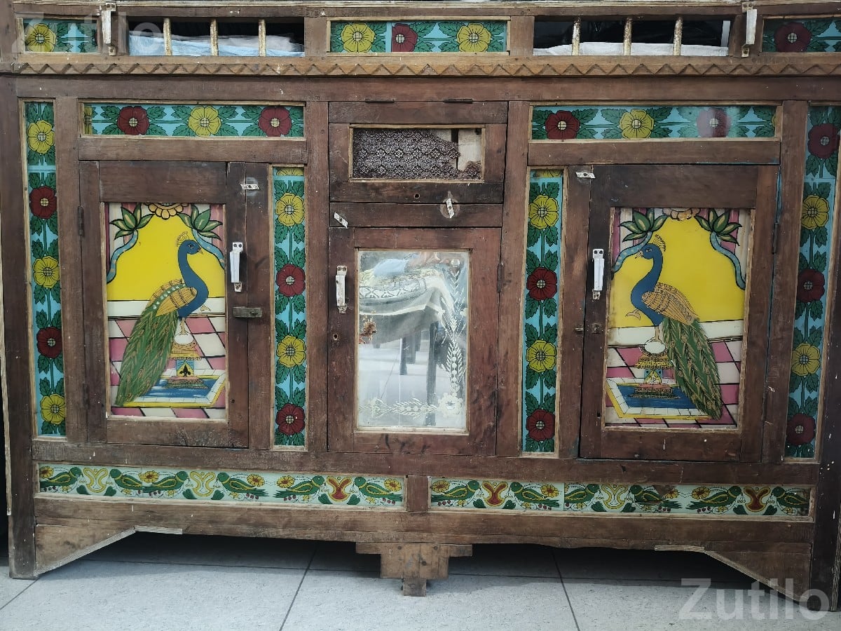 3 Door Original Sag Wood Cupboard