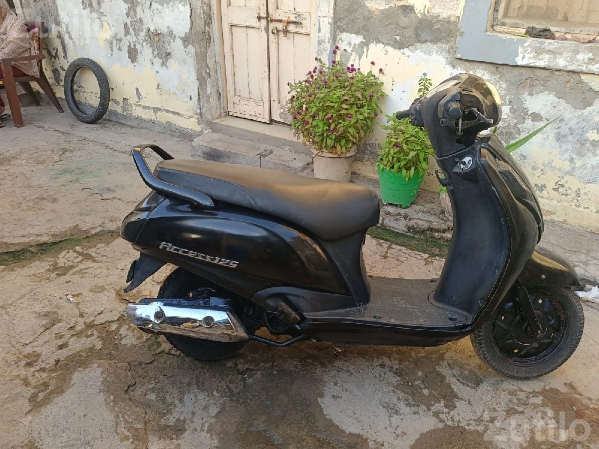 Suzuki Access 125 2018 Scooter Suzuki Access 125 2018 Scooter