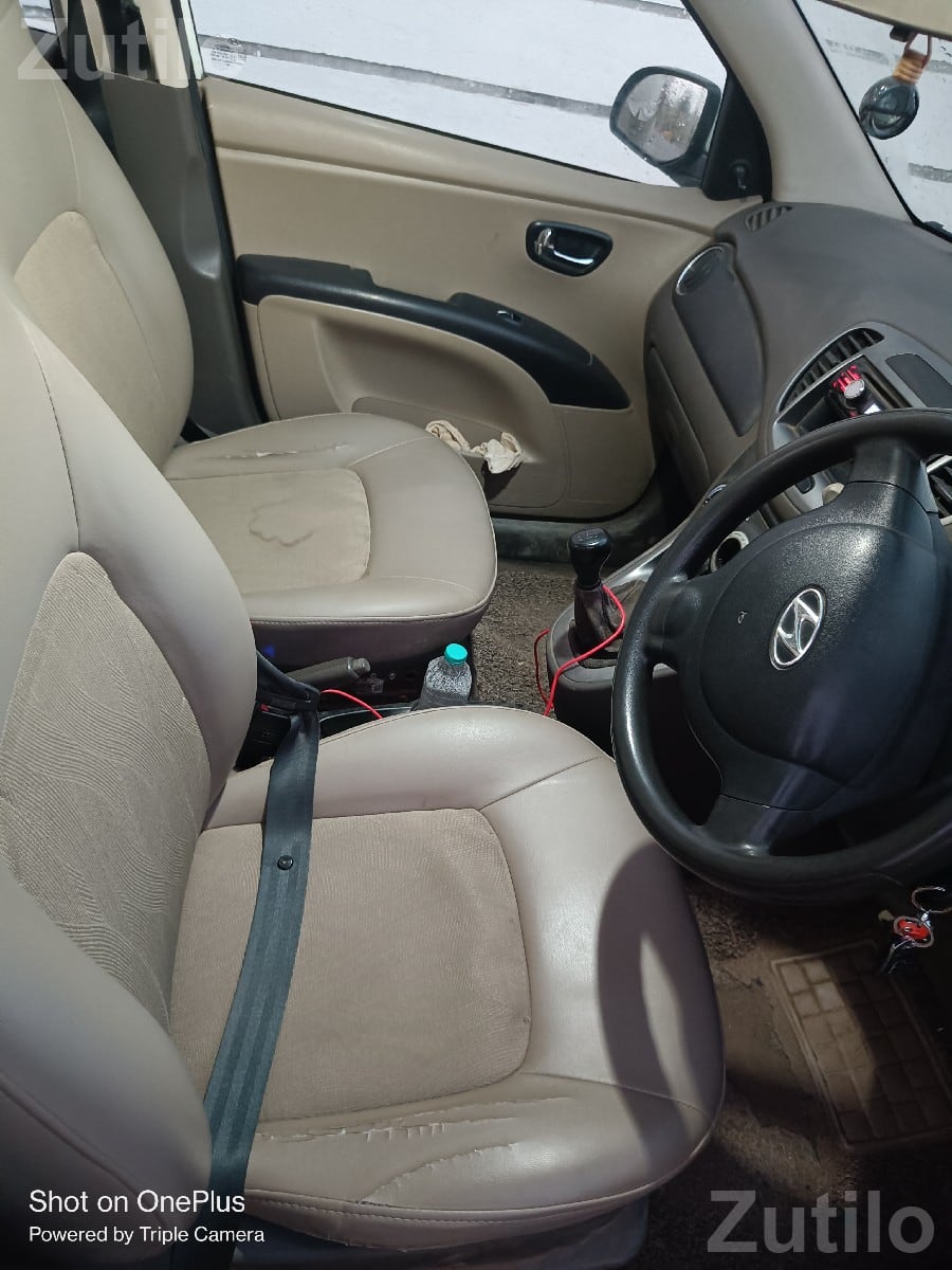 Hyundai i10 Magna 2012 Petrol CNG Hyundai i10 Magna 2012 Petrol CNG