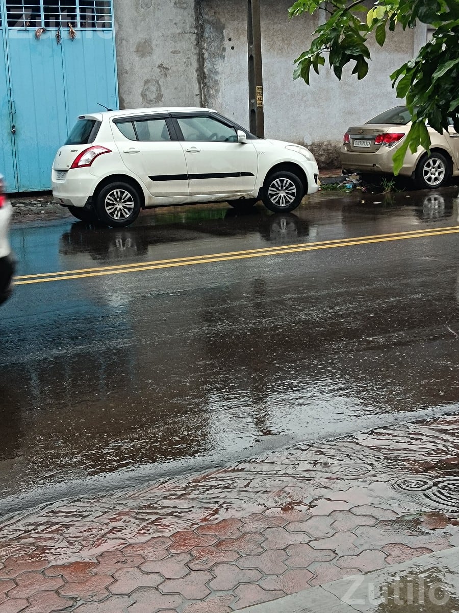 Maruti Suzuki Swift VXI 2012 Petrol CNG
