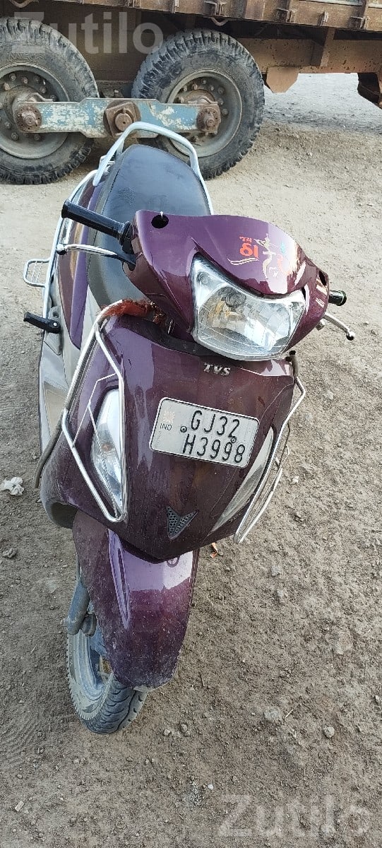 TVS Jupiter 2017 Scooter TVS Jupiter 2017 Scooter