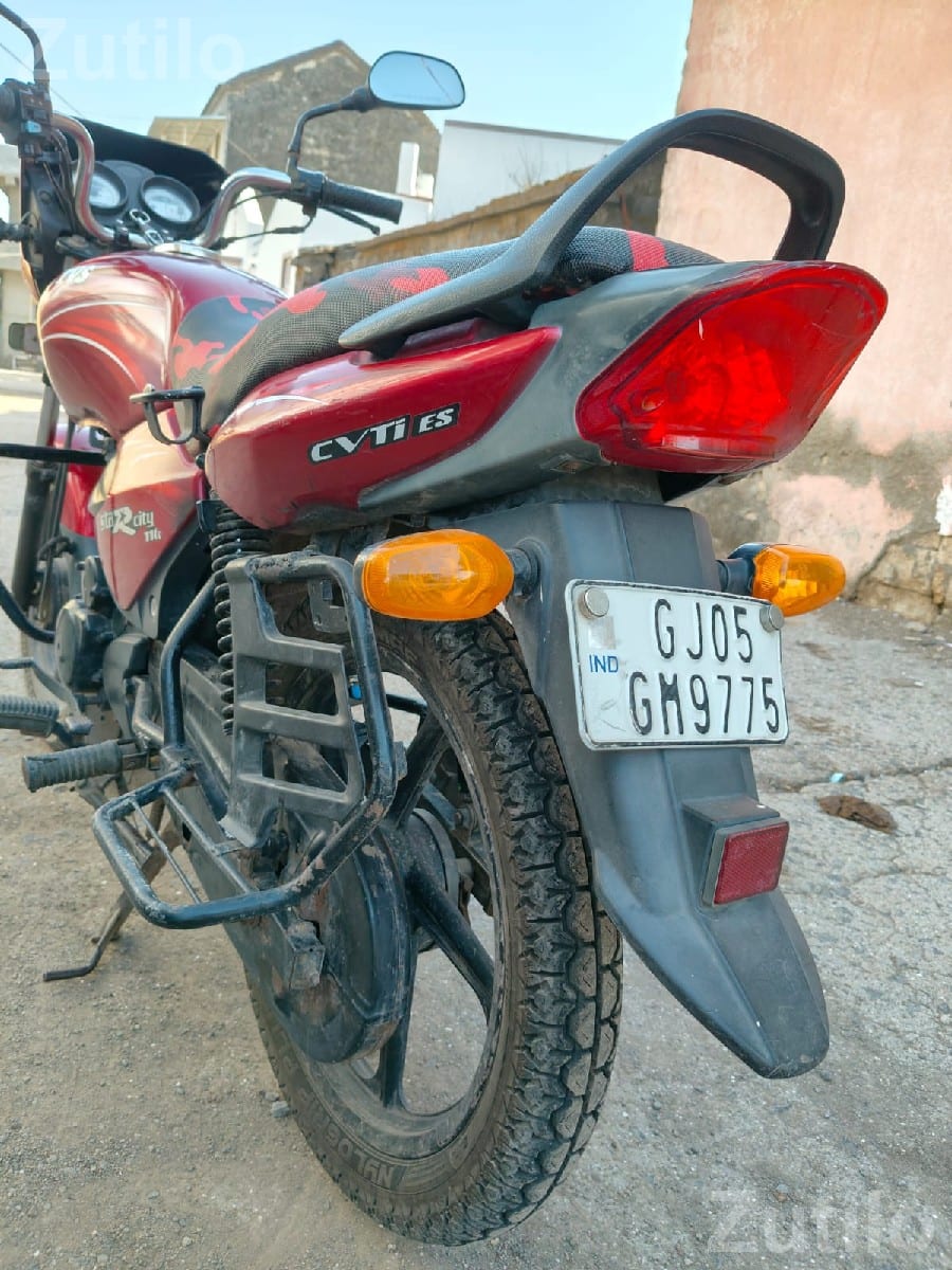 Hero Honda CD Deluxe 2010 Motorcycle