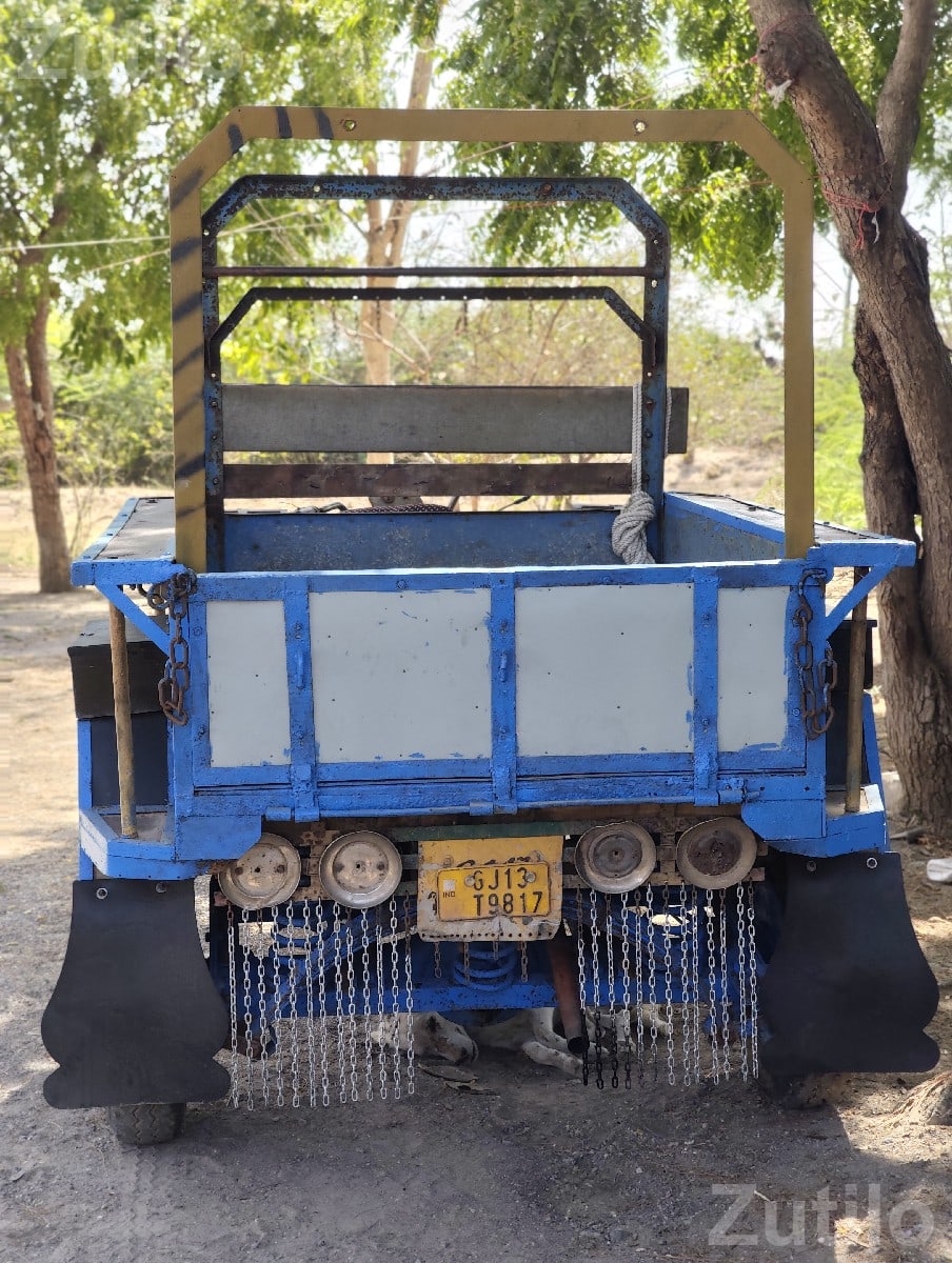 GL 400 Loading Rickshaw 2002 Model GL 400 Loading Rickshaw 2002 Model