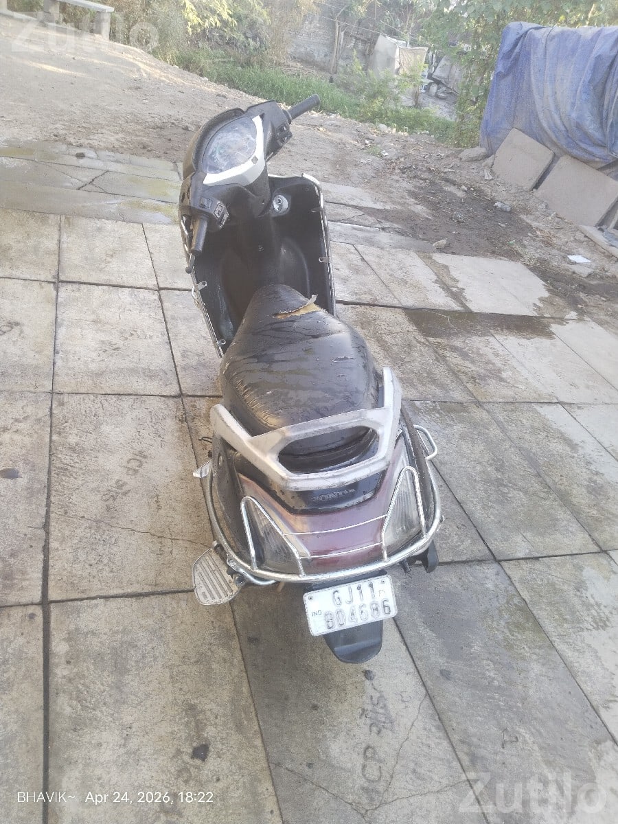 Honda Activa Black 2015 Scooter Honda Activa Black 2015 Scooter