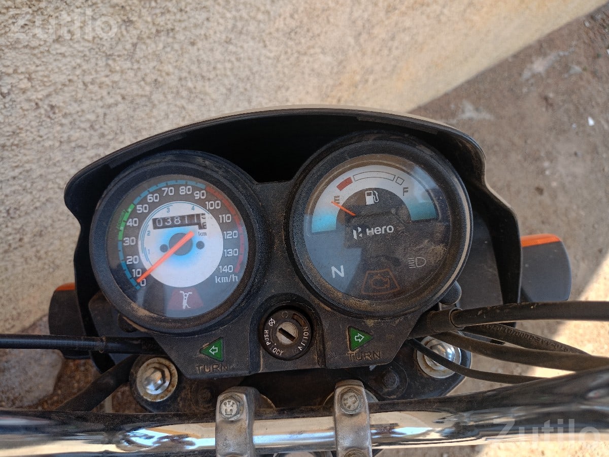 Hero Splendor Plus Motorcycle 2025 Model - Bikes - Sayla - Image 2