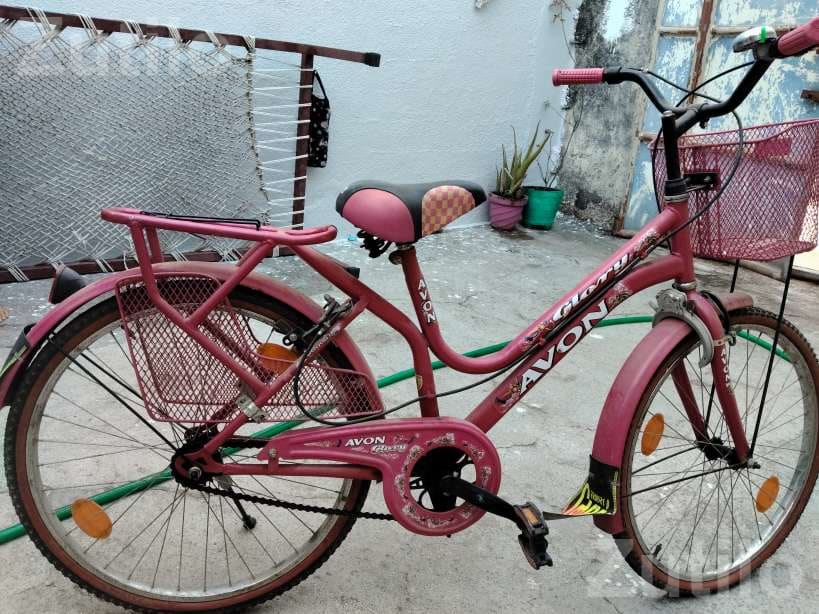Avon Ladies Bicycle with Front Basket - Bicycles - Rajkot City - Image 2