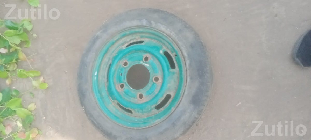 Used Car Tyre 175/65R15 for Sale - Auto Parts - Khambhalia - Image 3