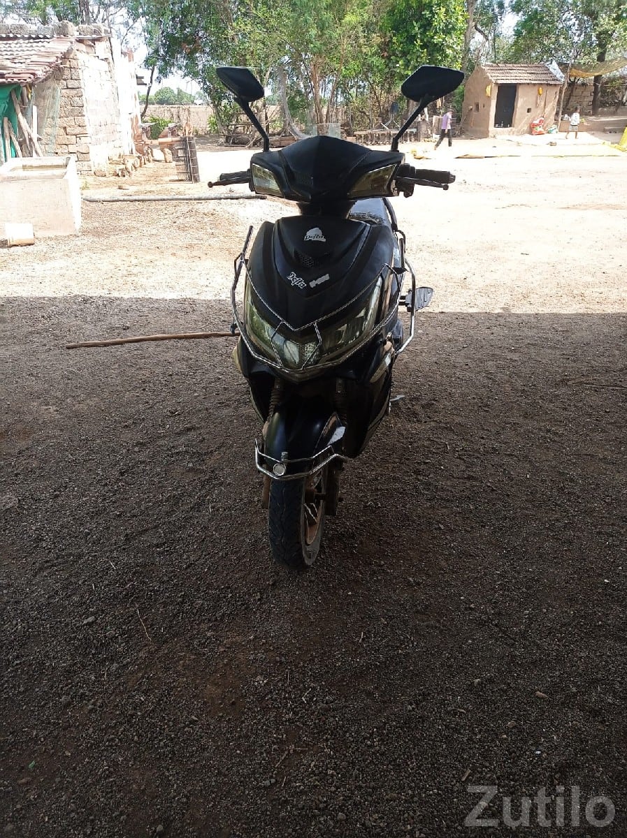 Battery Powered Electric Scooter with New Battery - Bikes - Keshod - Image 2