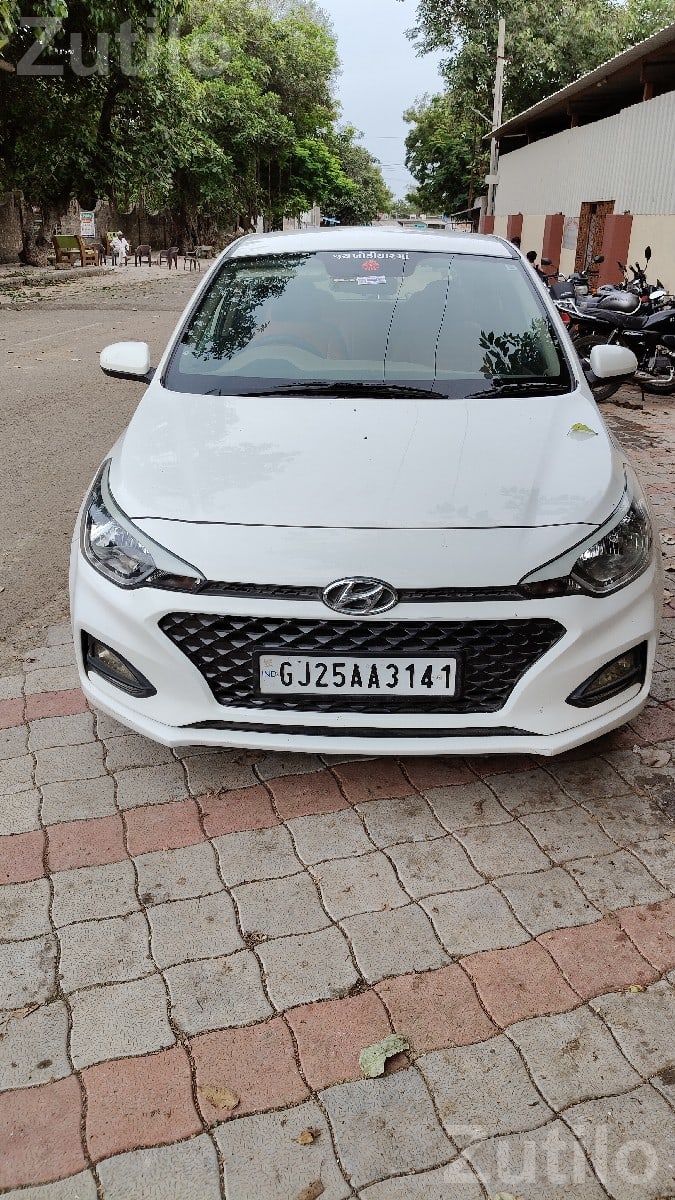 Hyundai i20 Petrol 2019 29000 Km - કાર - પોરબંદર - Image 3