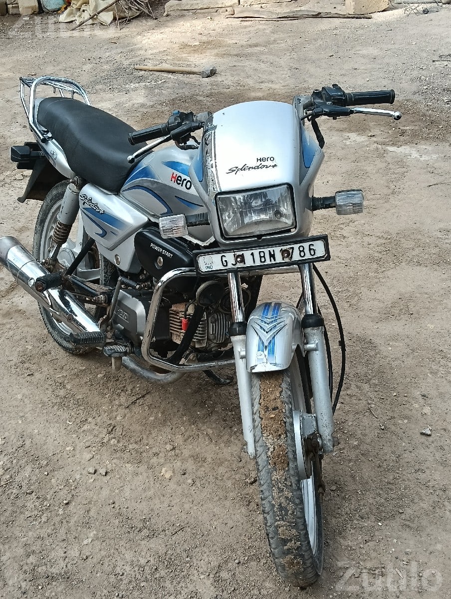 Hero Splendor 2017 Bike Second Owner - Bikes - Mangrol - Image 3