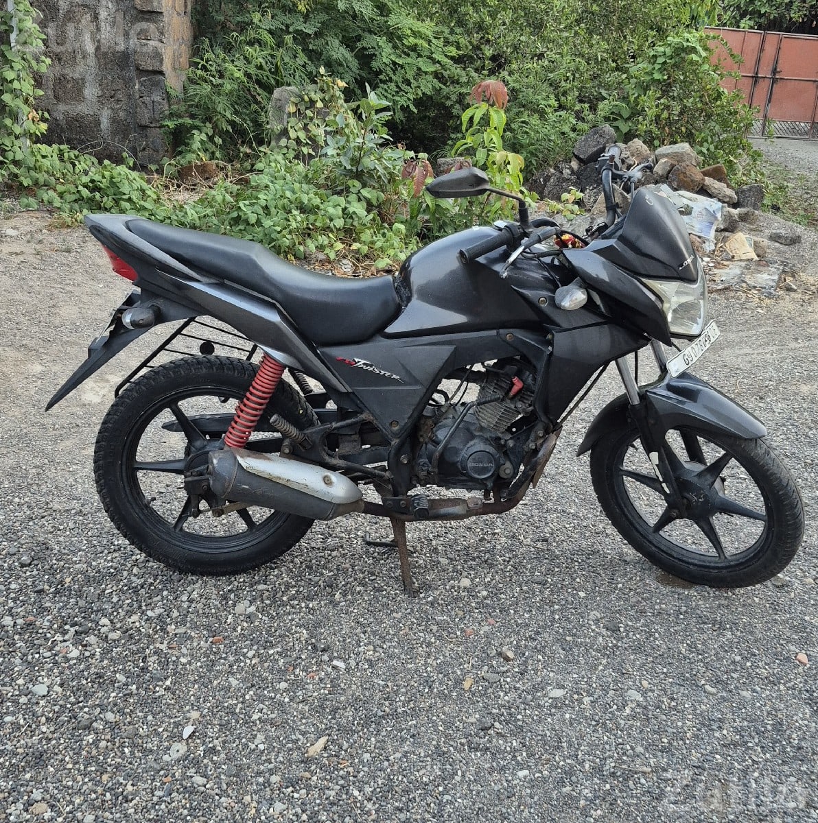 Honda Twister 2011 Bike 36200 km - બાઇક્સ - કેશોદ - Image 2