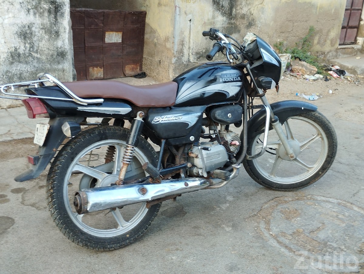 Hero Honda Splendor Plus 2011 Single Owner - Bikes - Porbandar City - Image 3