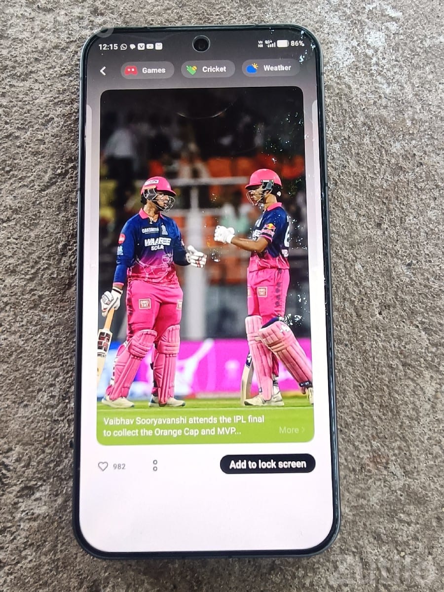 Vivo X300 Smartphone in Tip Top Condition