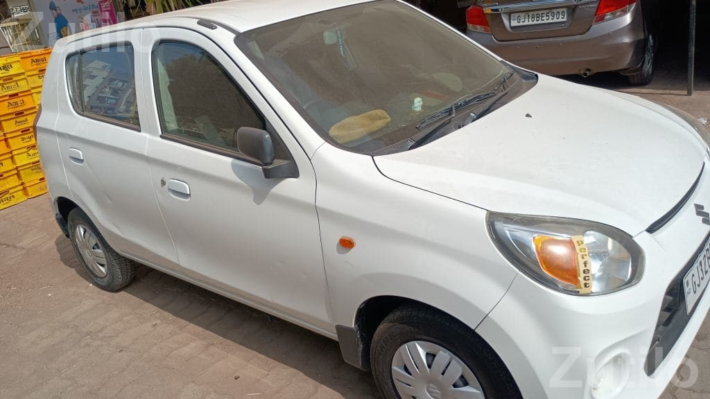 Maruti Suzuki Alto 800 2018 Petrol - કાર - રાજકોટ શહેર - Image 3
