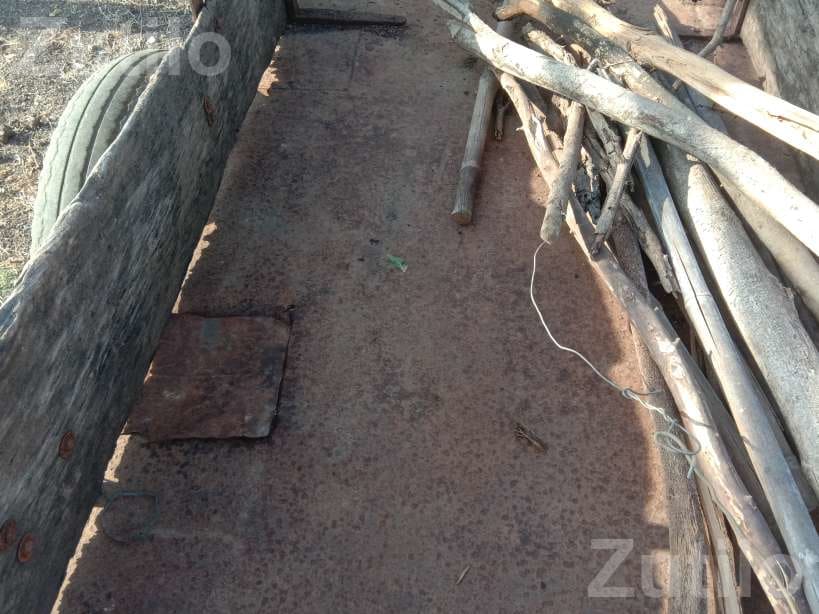 Wooden Iron Utility Cart in Good Condition Wooden Iron Utility Cart in Good Condition