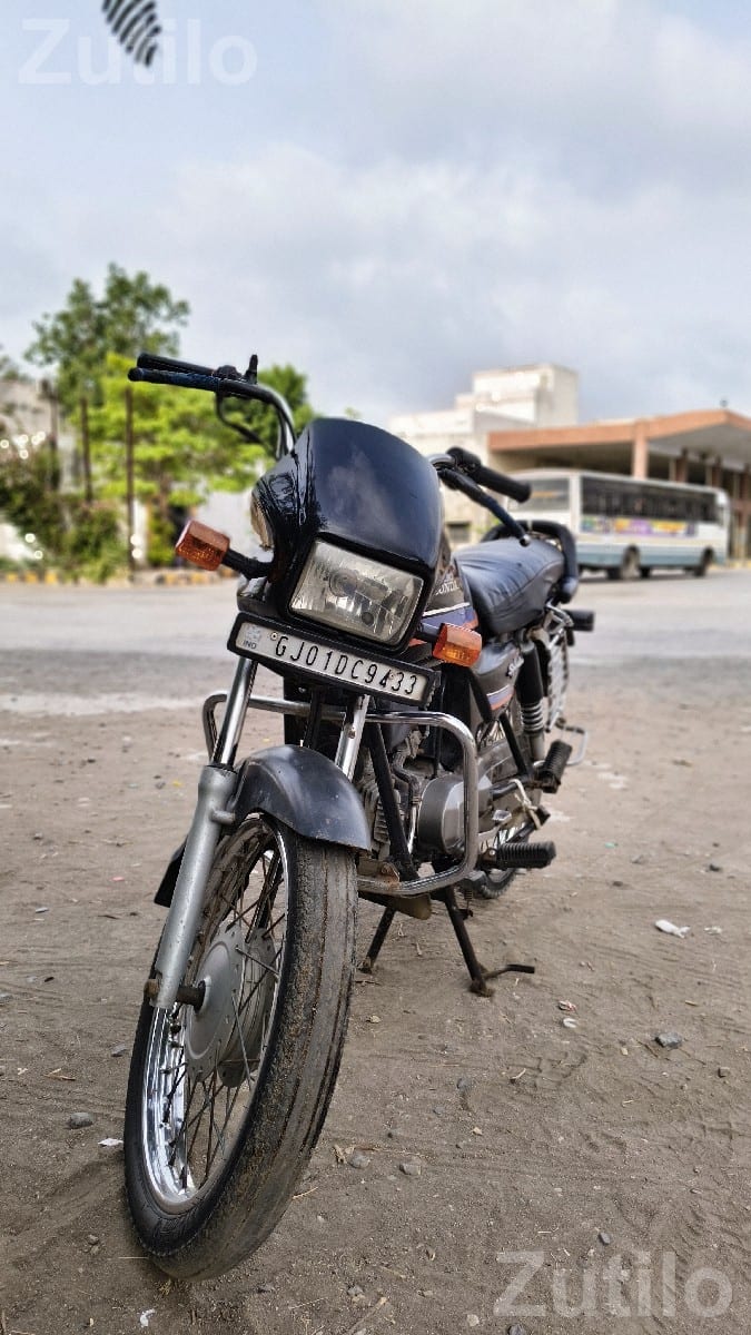 Hero Honda Splendor 2003 Bike - બાઇક્સ - રાજકોટ શહેર - Image 2