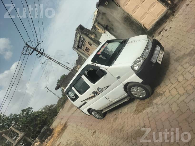 2017 Maruti Suzuki Eeco 5 Seater CNG Petrol - કાર - જુનાગઢ - Image 4