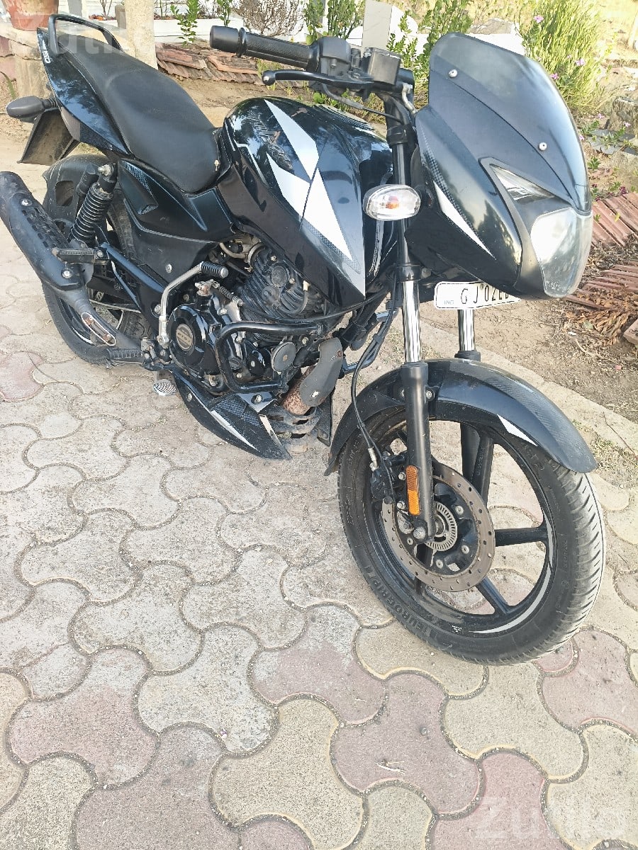 Bajaj Pulsar 150cc 2023 Single Owner Bike - બાઇક્સ - ભાણવડ - Image 2