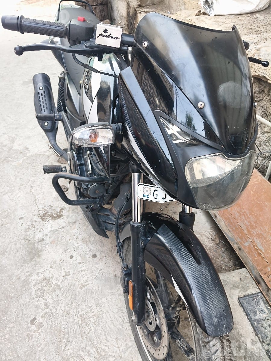 Bajaj Pulsar 150cc 2023 Single Owner Bike - બાઇક્સ - ભાણવડ - Image 3