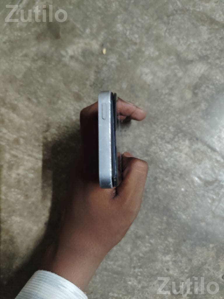 Apple iPhone 5s Smartphone - Mobile Phones - Junagadh City - Image 4