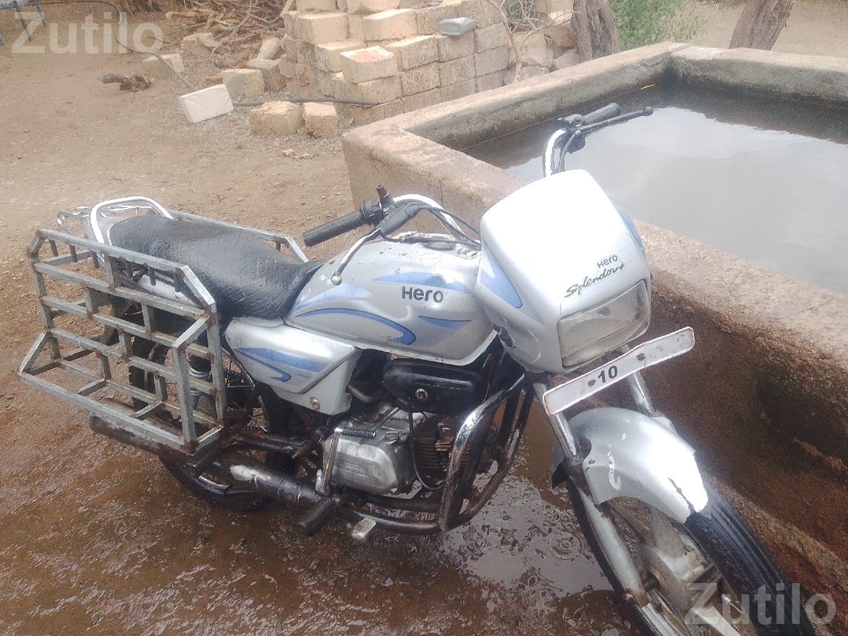 Motorcycle with Custom Side Carrier Frame - બાઇક્સ - જામજોધપુર - Image 3