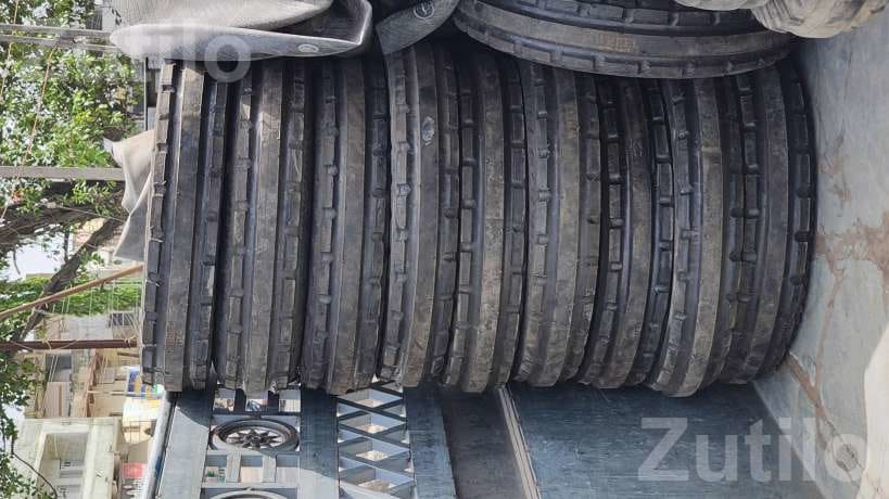 Used Tractor and Four Wheeler Tyres - ઓટો પાર્ટ્સ - માંગ્રોળ - Image 2