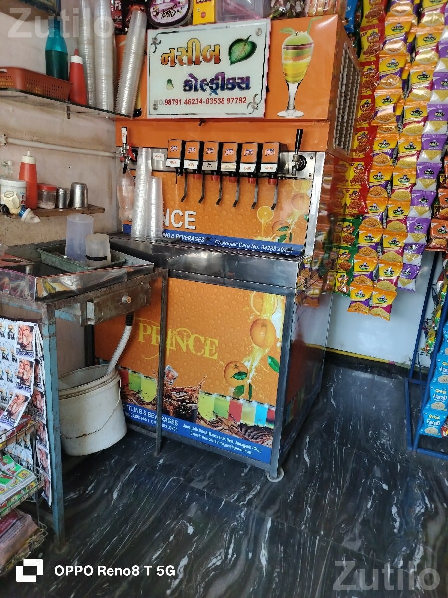 Commercial Soda Machine with Multi Flavor Dispenser