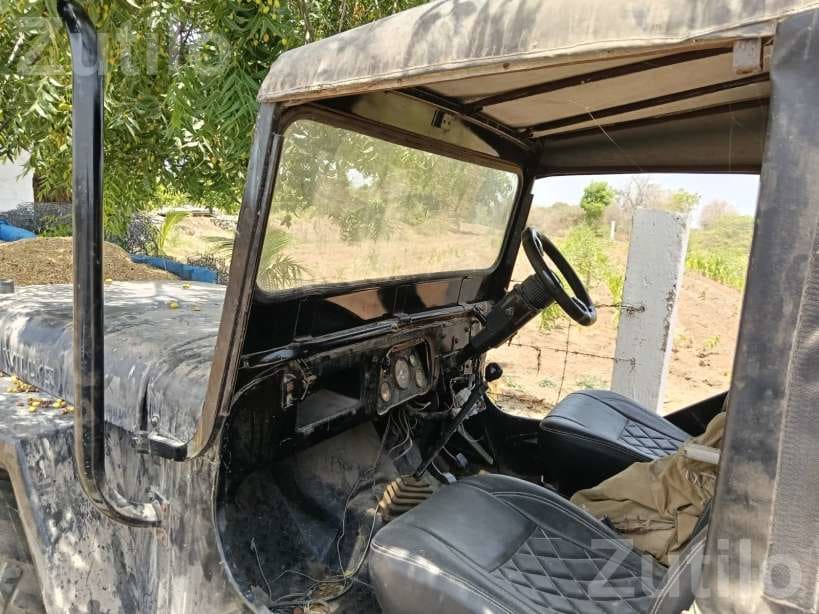 Mahindra Jeep for Sale - કાર - જફરાબાદ - Image 3