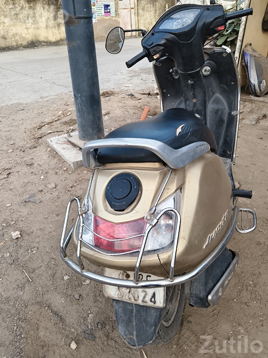 TVS Jupiter 2018 Scooter with Complete Documents - બાઇક્સ - રણાવાવ - Image 2