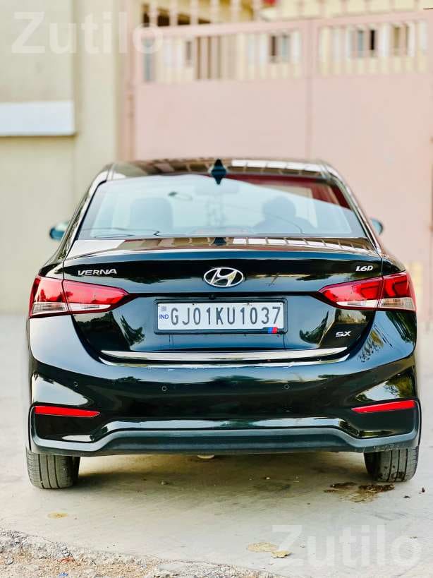 2019 Hyundai Verna SX Plus 1.6 Diesel Auto 2019 Hyundai Verna SX Plus 1.6 Diesel Auto