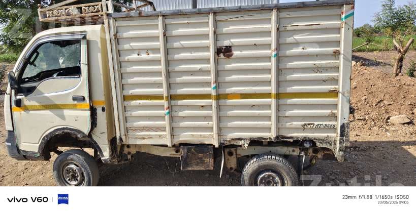 Tata 2014 Goods Carrier Truck - Trucks & Lorries - Khambha - Image 3