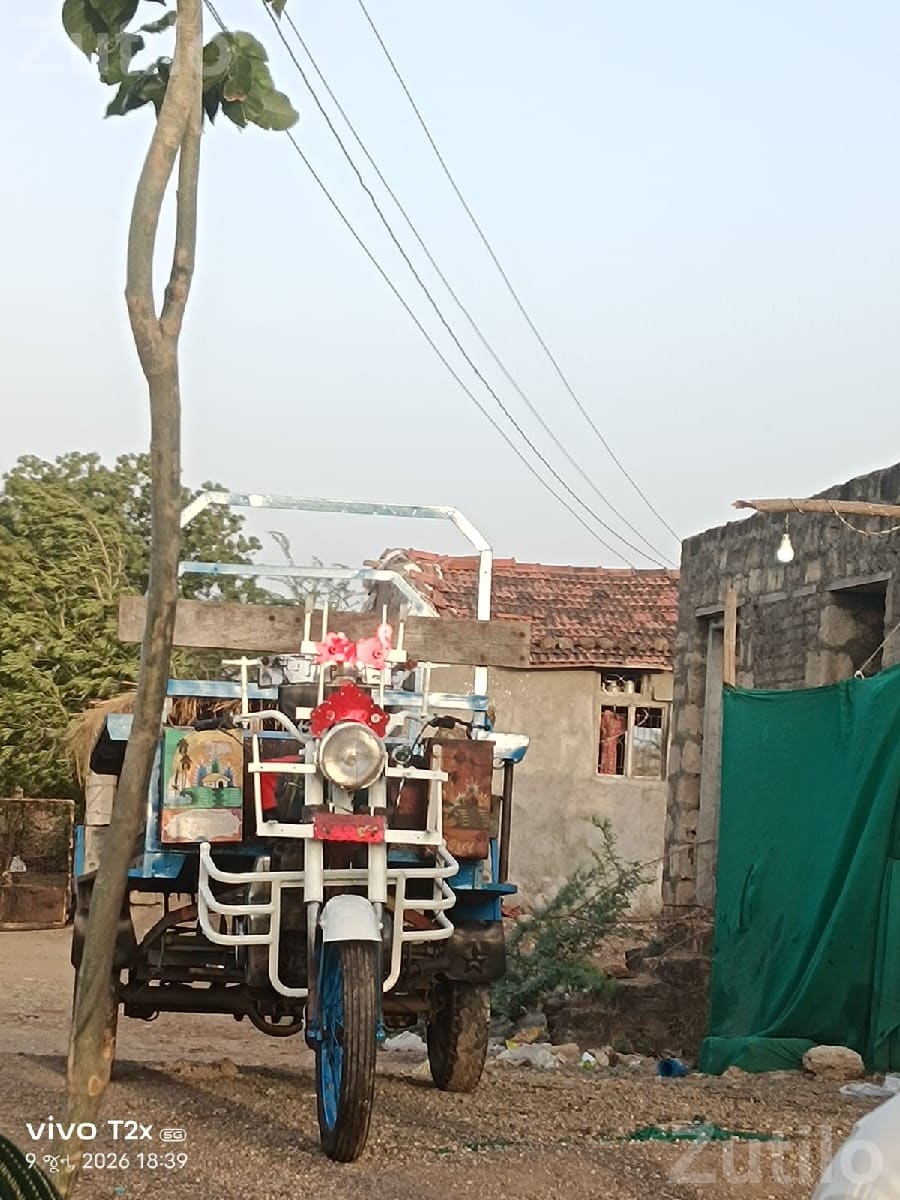 2006 Trishul Tempo Three Wheeler 2006 Trishul Tempo Three Wheeler