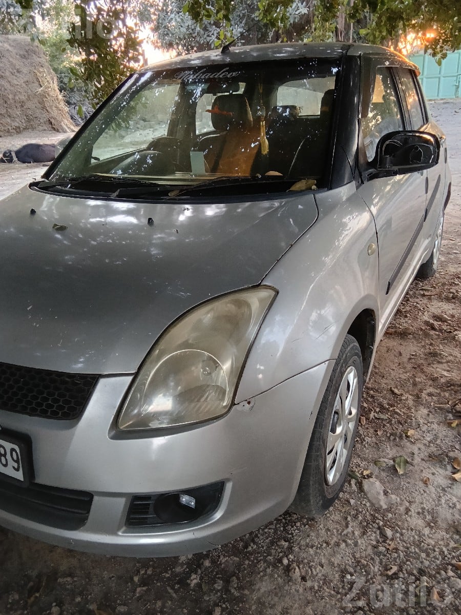 Maruti Suzuki Swift VXI 2011 for Sale - કાર - પોરબંદર - Image 2