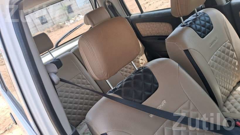 Maruti Suzuki WagonR VXI 2018 Petrol - કાર - થરાદ - Image 3