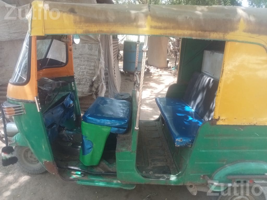 2010 Auto Rickshaw for Sale - ઓટો રિક્ષા - પાલનપુર - Image 5