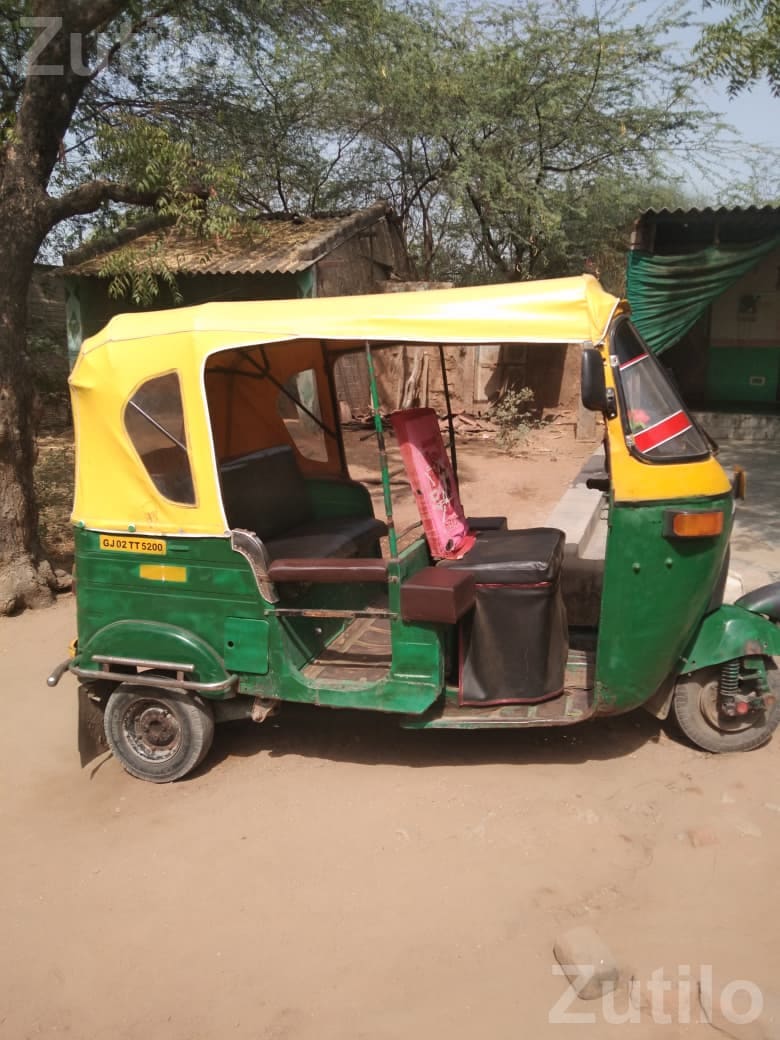 2009 Auto Rickshaw for Sale - ઓટો રિક્ષા - પાલનપુર - Image 3