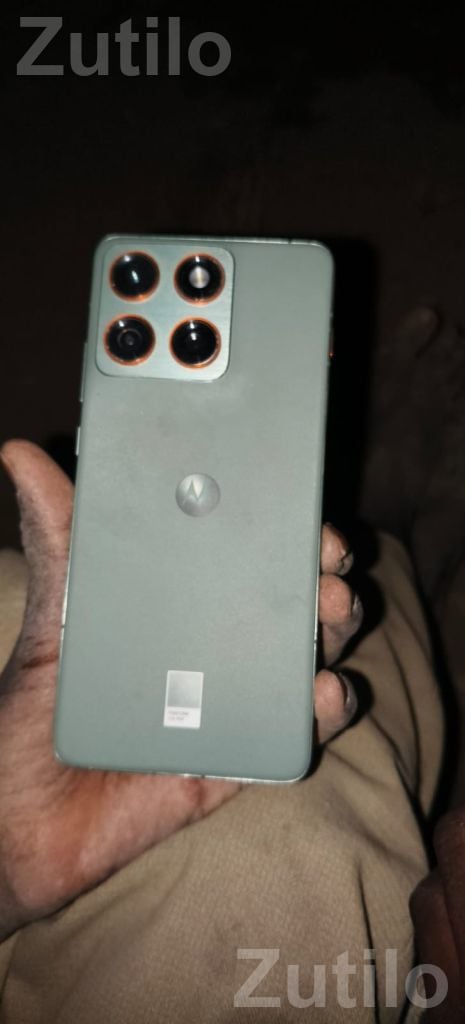 Motorola Moto G70 Mobile Phone Motorola Moto G70 Mobile Phone