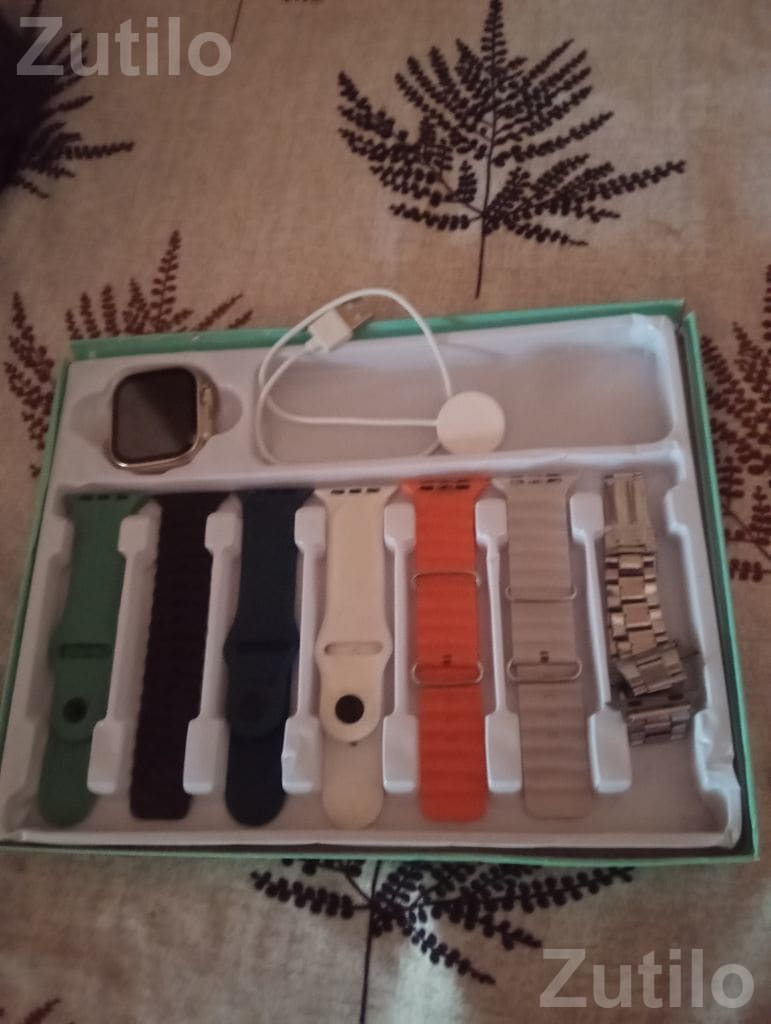 Smart Watch with 7 Interchangeable Straps - સ્માર્ટ વોચ - પાલનપુર - Image 5