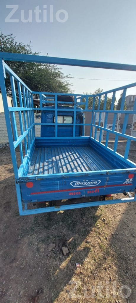 Bajaj Maxima Diesel Cargo Auto Rickshaw Bajaj Maxima Diesel Cargo Auto Rickshaw