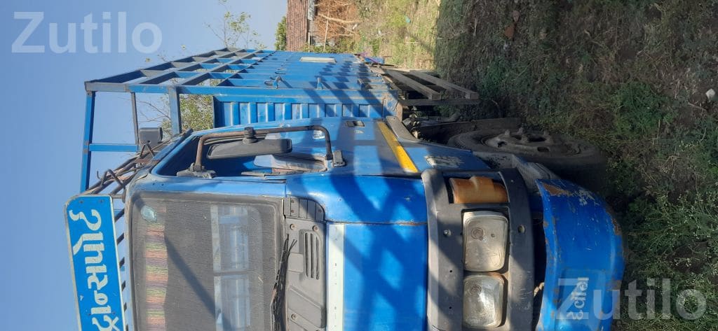 Eicher 1085 Cargo Truck 2011 17 Feet - Trucks & Lorries - Palitana - Image 4