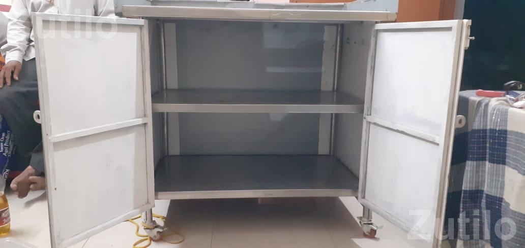 Snack Counter Stainless Steel Cabinet - ઓફિસ સાધનો અને સપ્લાય - ભાવનગર શહેર - Image 3