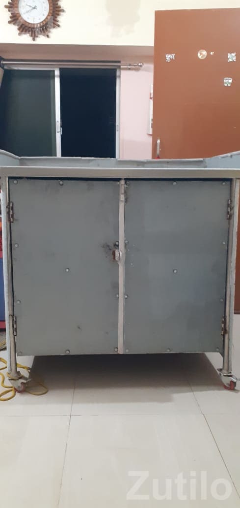 Snack Counter Stainless Steel Cabinet - ઓફિસ સાધનો અને સપ્લાય - ભાવનગર શહેર - Image 4