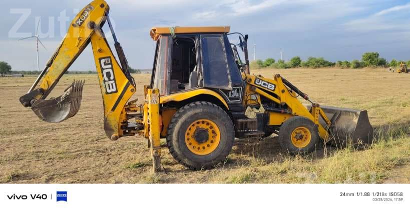2011 Kirloskar JCB Backhoe Loader - બાંધકામના વાહનો - લાલપુર - Image 4