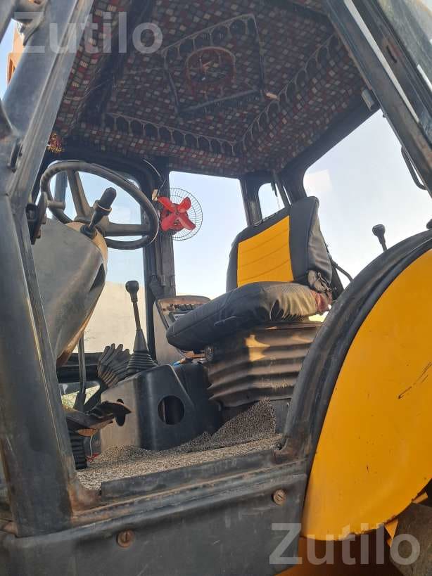 2011 JCB Backhoe Loader in Running Condition - બાંધકામના વાહનો - જામજોધપુર - Image 2